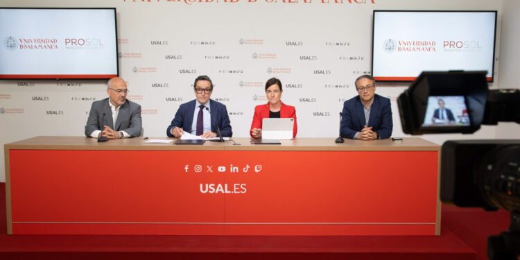 La Universidad presenta la nueva cátedra de IA aplicada a la industria