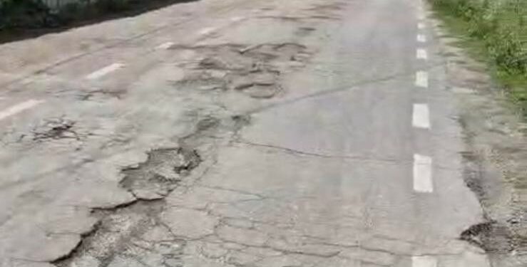 Los vecinos del Camino del Río Segunda de Cabrerizos tendrán asfaltada la calle a finales de verano