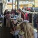Los vecinos de Cabrerizos muestran de nuevo su solidaridad en el mercadillo de la Asociación de Mujeres
