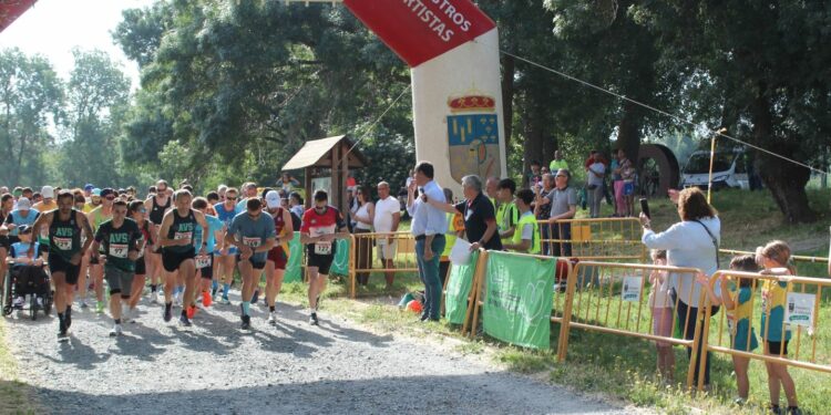 Antonio Javier Martín y Silvia Vicente lideran la XII Carrera Solidaria Isla del Soto a favor de AECC que recauda 1.449 euros