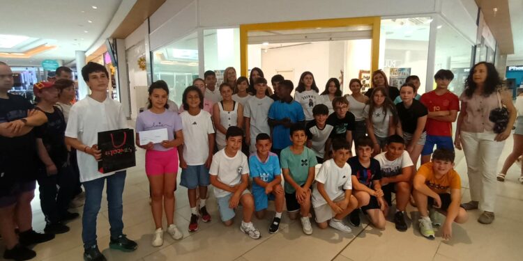 El Telar, el colegio Martín Gaite y el IES Calisto y Melibea ganan el concurso Grandes Artistas V