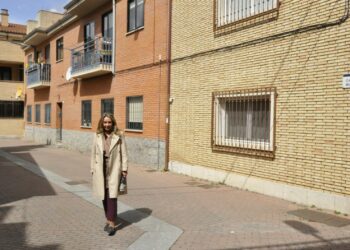 Santa Marta renueva el cableado del alumbrado público de las calles Nueva y Molinero