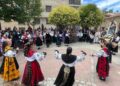 La Virgen de los Remedios luce blanca y radiante en la procesión de su día grande