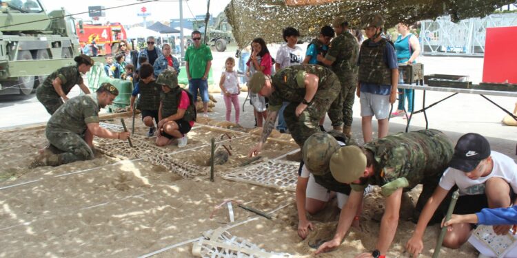 El Día de las Fuerzas Armadas llega a Santa Marta
