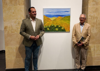 La riqueza visual de los campos castellanos marcan la exposición de F. Gochi lleva a la Torre de los Anaya