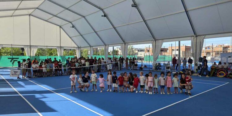 La zona deportiva de ‘La Raqueta’ acoge la fase final de los juegos escolares de tenis