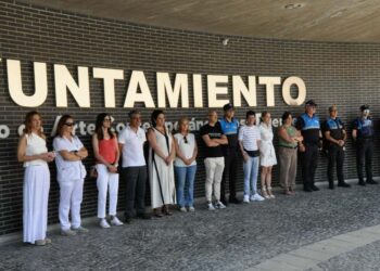 Minuto de silencio en Santa Marta en memoria de las víctimas de los terremotos de Venezuela