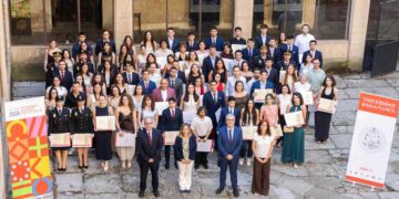 Reconocimiento institucional de la Universidad a sus estudiantes más brillantes