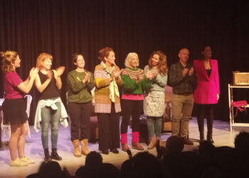 La academia de teatro La Troyana representa ‘Ratones’ en el auditorio Enrique de Sena