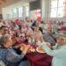 Doscientos mayores degustan un auténtico menú festivo para inaugurar las Fiestas de Villares