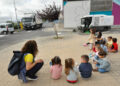 Los niños de la guardería La Vereda conocen el funcionamiento del servicio de limpieza viaria y recogida de basura