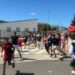 Las actividades infantiles con minibueyes, cabezudos e hinchables completan la mañana festiva en Aldeatejada