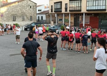 Deportividad y compañerismo en la vigésima carrera nocturna Trotabúhos en Cabrerizos