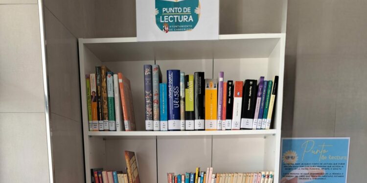 Las piscinas municipales de Cabrerizos estrenan un nuevo espacio para disfrutar de la lectura