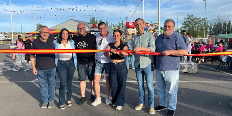 El pasacalles musical y la inauguración de la Feria de Día y Noche abren las Fiestas del Señor de Carbajosa