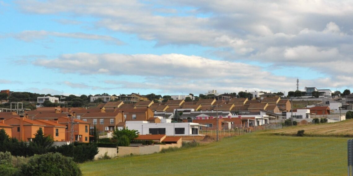 El desarrollo del nuevo sector ‘La Alcantarilla’ ampliará la zona de Peñasolana con 129 nuevas viviendas y un hotel de negocios