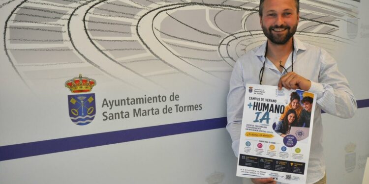 Santa Marta pone en marcha un nuevo campus para mejorar la empleabilidad de los jóvenes con IA