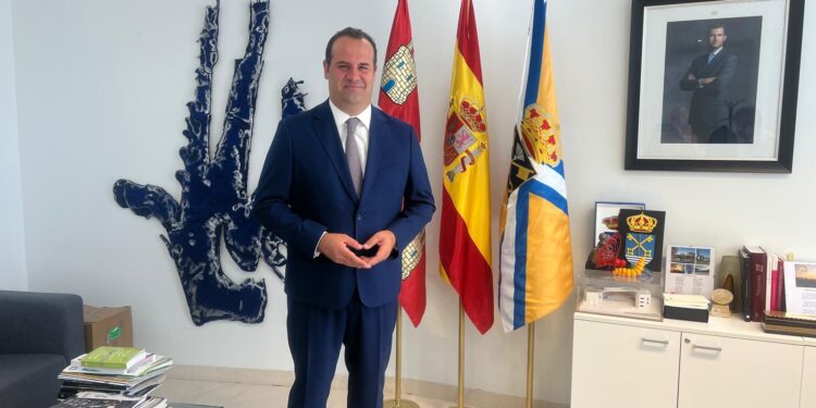 David Mingo: “El parque empresarial es el futuro de Santa Marta y me gustaría que antes de que finalice esta legislatura esté licitada la segunda fase, que se está redactando en estos momentos”
