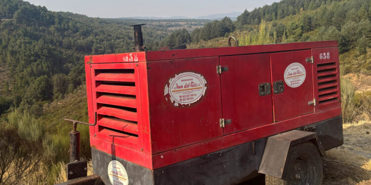 El uso de un generador de gasolina en pleno monte por parte del alcalde de La Alberca suscita preocupación entre vecinos por el riesgo de incendios