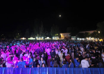 Miles de personas inauguran el espacio musical de Tierno Galván con la macrodiscoteca ‘Renovation Experience’