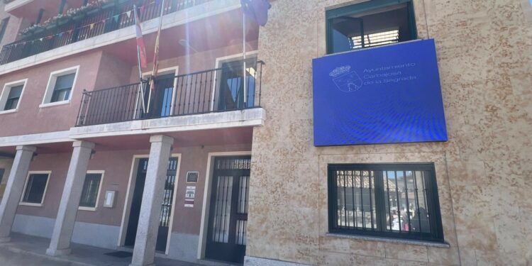 Carbajosa instala pantallas digitales para acercar la información municipal a los vecinos