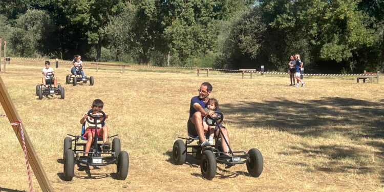 El Festival ‘Calleojeando’ fusiona ocio, deporte y diversión con el circuito de karts en la Isla del Soto