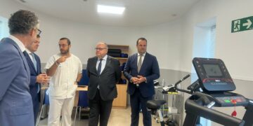 Mañueco visita la ampliación del Centro de Salud de Santa Marta que mejorará la atención sanitaria de más de 19.000 personas