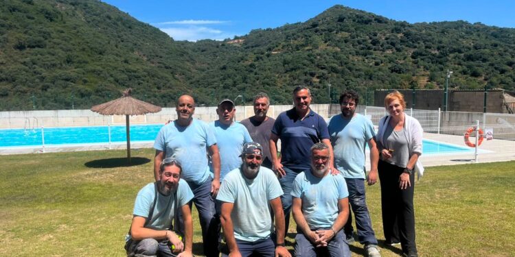 San Esteban de la Sierra culmina la primera fase del programa de empleo y formación con la mejora de las piscinas municipales