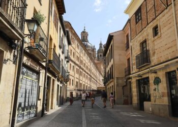 Volver a casa y empezar de nuevo: una ayuda para quienes regresan a Castilla y León buscando echar raíces