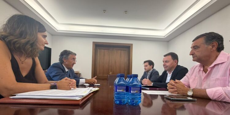 La Junta estudia comprar dos colegios de Salamanca propiedad de FUNDOS para garantizar su continuidad educativa