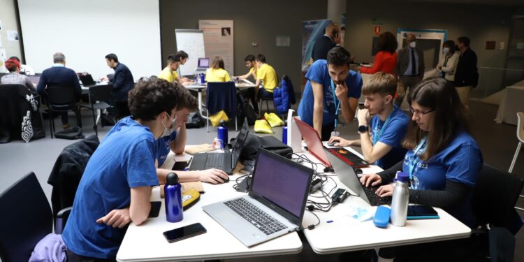Inteligencia artificial, robots y digitalización: las ayudas que quieren acercar a las pequeñas empresas de Salamanca