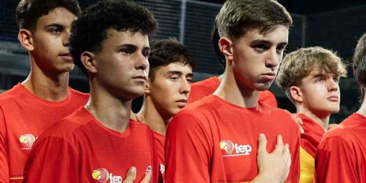 Samuel Rivas, el campeón de Santa Marta que persigue su sueño entre los estudios, la pala y miles de kilómetros