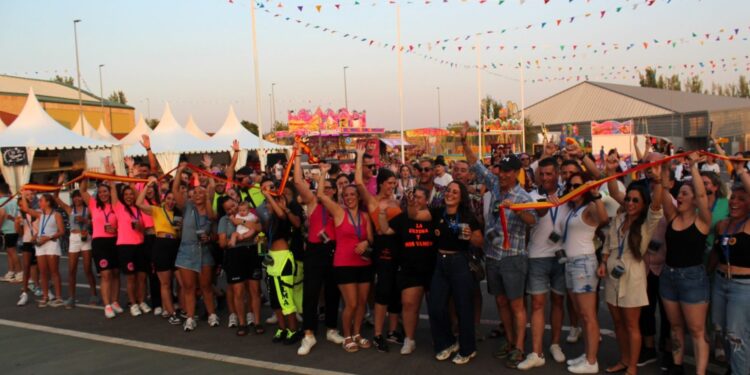 La inauguración de las casetas de la Feria de Día y de Noche da el pistoletazo de salida a las Fiestas de San Roque