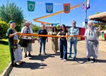 Carbajosa regresa a la Edad Media con la música y la artesanía que llenan el mercado medieval este fin de semana