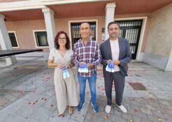Carbajosa incorpora 2.000 pulseras para detectar drogas en las bebidas durante las fiestas de San Roque