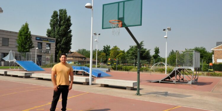 Santa Marta renueva el equipamiento de la zona deportiva situada a la entrada de La Fontana