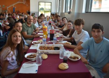 La caldereta popular, el parque infantil y la primera marcha solidaria ‘La Sonrisa de M4ría’ centrarán las Fiestas Fin de Verano de Villares