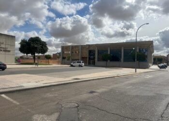 Villares urbanizará el entorno de la plaza del Centro de Ocio y Deportes para crear un bulevar más verde y accesible
